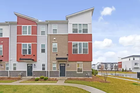 846 Finley Dr, Aurora, IL 60504