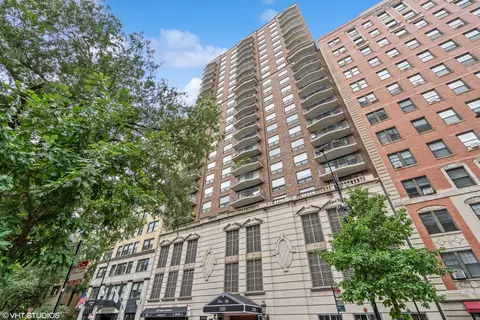 1250 N Dearborn St #7C, Chicago, IL 60610