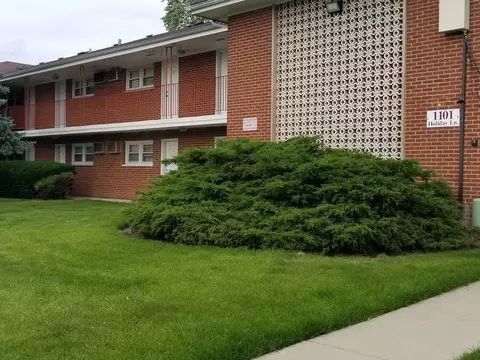 1101 Holiday Ln #14, Des Plaines, IL 60016 photo 1