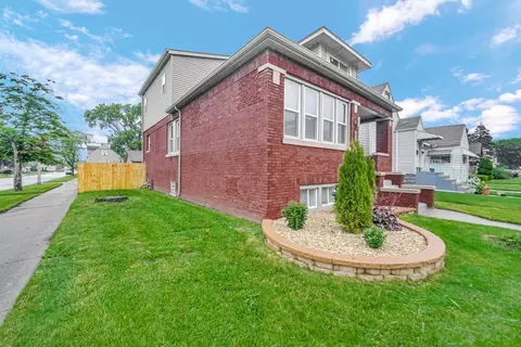 246 156th Pl, Calumet City, IL 60409