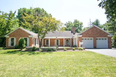 1020 W Downer Pl, Aurora, IL 60506