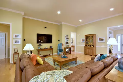 557 Tuscan View Dr, Elgin, IL 60124 photo 11