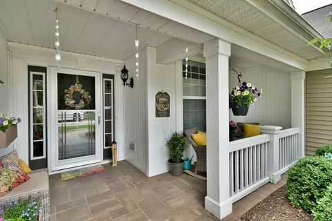 557 Tuscan View Dr, Elgin, IL 60124 photo 3