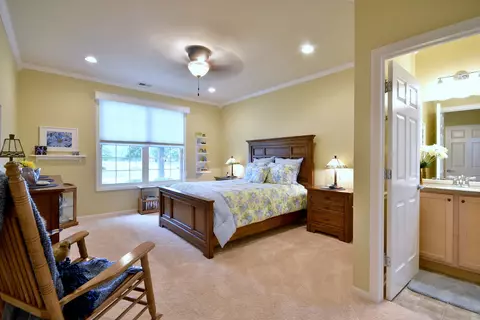 557 Tuscan View Dr, Elgin, IL 60124 photo 28