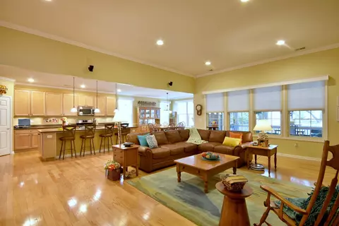 557 Tuscan View Dr, Elgin, IL 60124 photo 9