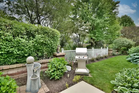 557 Tuscan View Dr, Elgin, IL 60124 photo 41