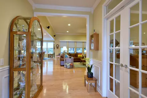 557 Tuscan View Dr, Elgin, IL 60124 photo 6
