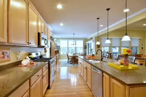 557 Tuscan View Dr, Elgin, IL 60124 photo 14