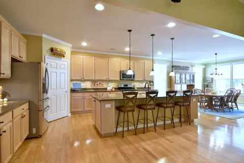 557 Tuscan View Dr, Elgin, IL 60124 photo 12