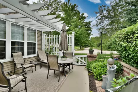 557 Tuscan View Dr, Elgin, IL 60124 photo 43