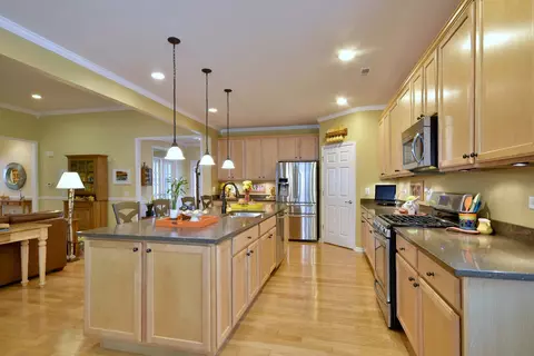 557 Tuscan View Dr, Elgin, IL 60124 photo 13