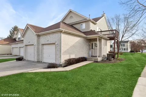 2160 Glacier Ct, Algonquin, IL 60102