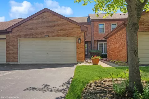 1562 N Windsor Dr #1562, Arlington Heights, IL 60004