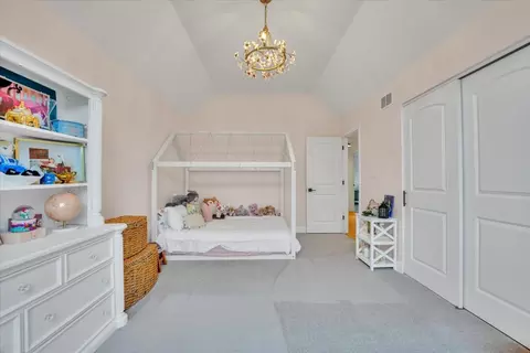 Bedroom - 812 Silver Glen Rd, Mchenry, IL 60050 photo 4 of 7
