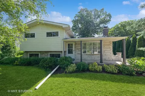 159 Catalpa Ave, Wood Dale, IL 60191