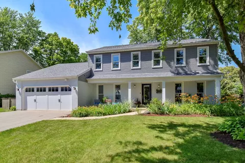 1325 Culpepper Dr, Naperville, IL 60540