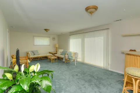 705 Hillcrest Blvd, Hoffman Estates, IL 60169 photo 23