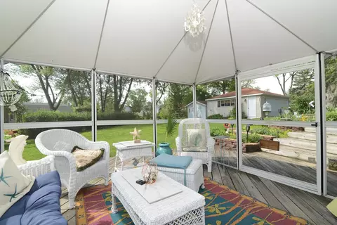 705 Hillcrest Blvd, Hoffman Estates, IL 60169 photo 47