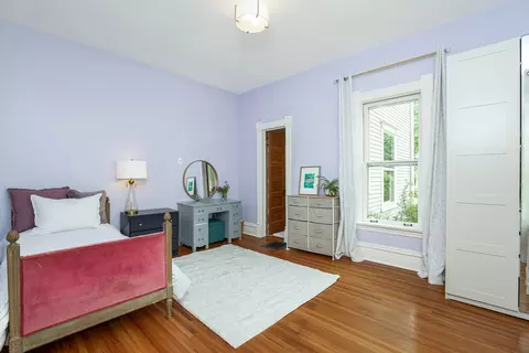 Bedroom - 603 N Wheaton Ave, Wheaton, IL 60187 photo 5 of 5