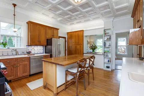 Kitchen - 603 N Wheaton Ave, Wheaton, IL 60187 photo 4 of 4