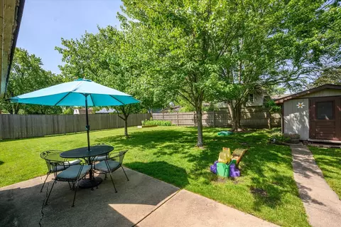 1430 Meyer Rd, Hoffman Estates, IL 60169 photo 19