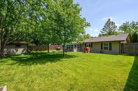 1430 Meyer Rd, Hoffman Estates, IL 60169 photo 24