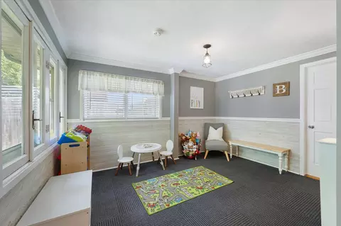 1430 Meyer Rd, Hoffman Estates, IL 60169 photo 10