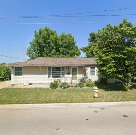 109 S Willow St, Effingham, IL 62401