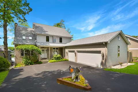 24076 N Lakeside Dr, Lake Zurich, IL 60047