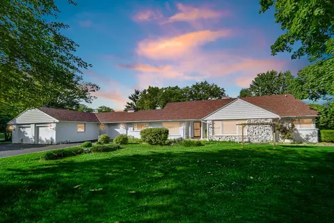 31 Marquette Ln, Kankakee, IL 60901