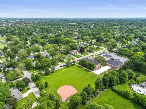 1018 N Cross St, Wheaton, IL 60187 photo 34