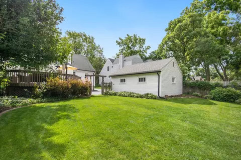 1018 N Cross St, Wheaton, IL 60187 photo 20
