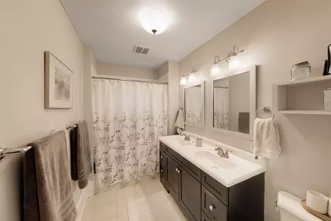 Bath - 609 E Monroe St, Bloomington, IL 61701 photo 2 of 2