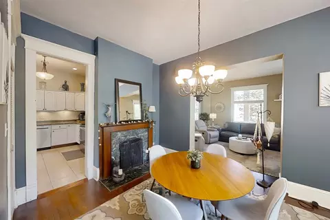 Dining - 609 E Monroe St, Bloomington, IL 61701 photo 3 of 3