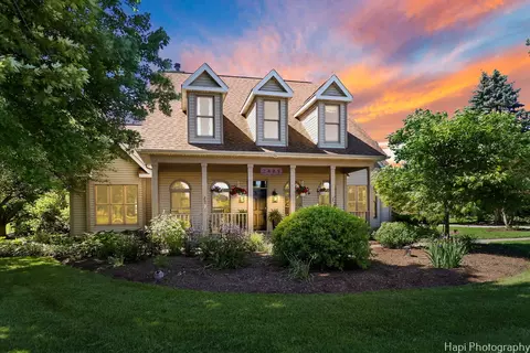 2409 N Elmkirk Park, Mchenry, IL 60051