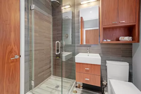 222 E Chestnut St #9B, Chicago, IL 60611 photo 32