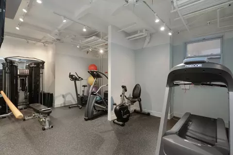 222 E Chestnut St #9B, Chicago, IL 60611 photo 45
