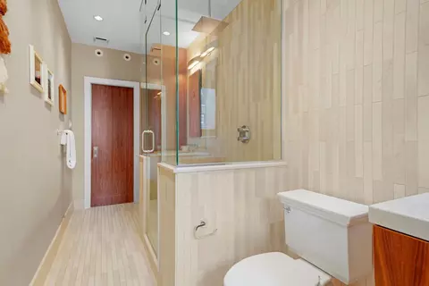 222 E Chestnut St #9B, Chicago, IL 60611 photo 28