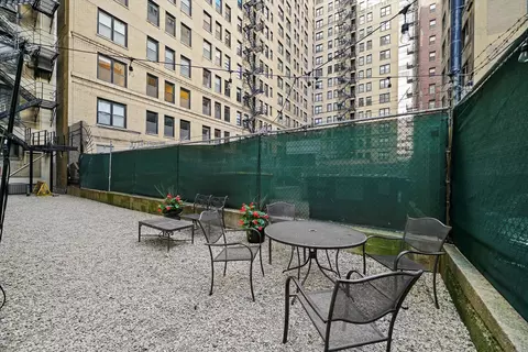 222 E Chestnut St #9B, Chicago, IL 60611 photo 63