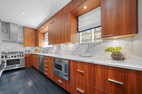 222 E Chestnut St #9B, Chicago, IL 60611 photo 18
