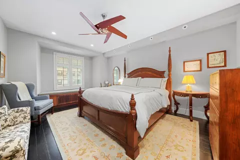 222 E Chestnut St #9B, Chicago, IL 60611 photo 29