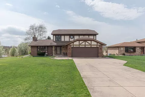 13916 Thomas Dr, Orland Park, IL 60462