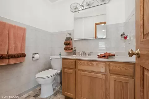 7900 W 72nd St, Bridgeview, IL 60455 photo 10