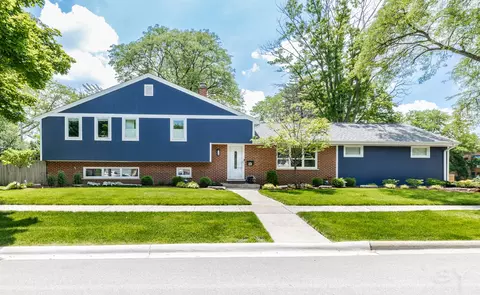 1131 61st St, Downers Grove, IL 60516
