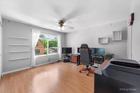 Bedroom - 30 Covington Rd, Fox Lake, IL 60020 photo 1 of 3