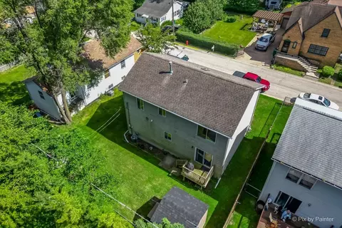 View/Area - 30 Covington Rd, Fox Lake, IL 60020 photo 2 of 9