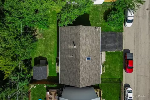 View/Area - 30 Covington Rd, Fox Lake, IL 60020 photo 1 of 9