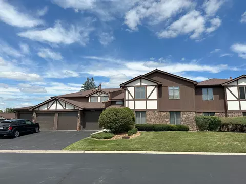 9756 Mill Dr E #E1, Palos Park, IL 60464
