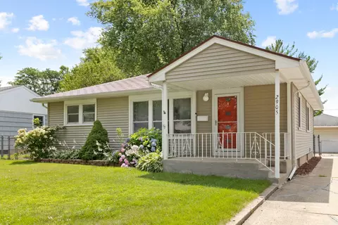 2905 Starling Ln, Rolling Meadows, IL 60008