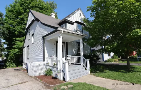 210 S 3rd St, Saint Charles, IL 60174
